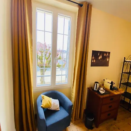 Le Portanel Bed and Breakfast 3*